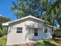Building Photo - 11220 NW 15th Ct