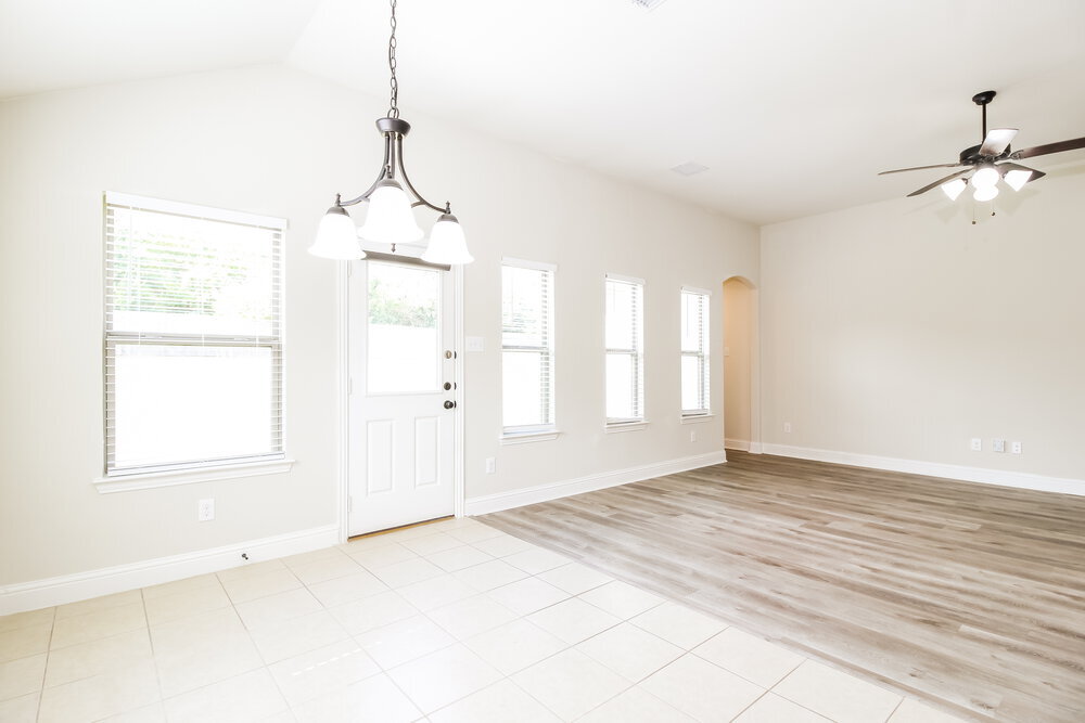 Building Photo - 334 Highmeadow Dr