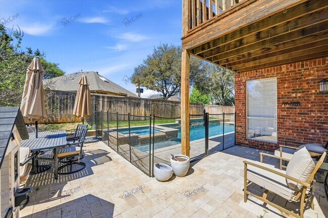 Building Photo - 2701 Stone Creek Dr