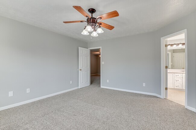 Building Photo - 7635 Pleasantville Way