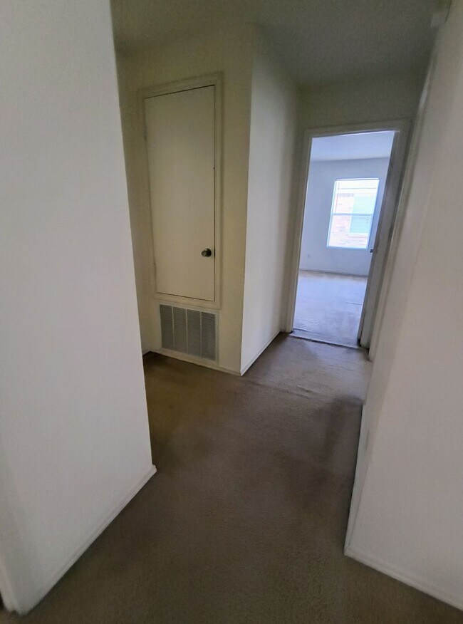 Building Photo - Beautiful 4-Bedroom Home for Lease – Corne...