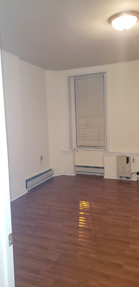 Building Photo - 265 Baldwin Ave