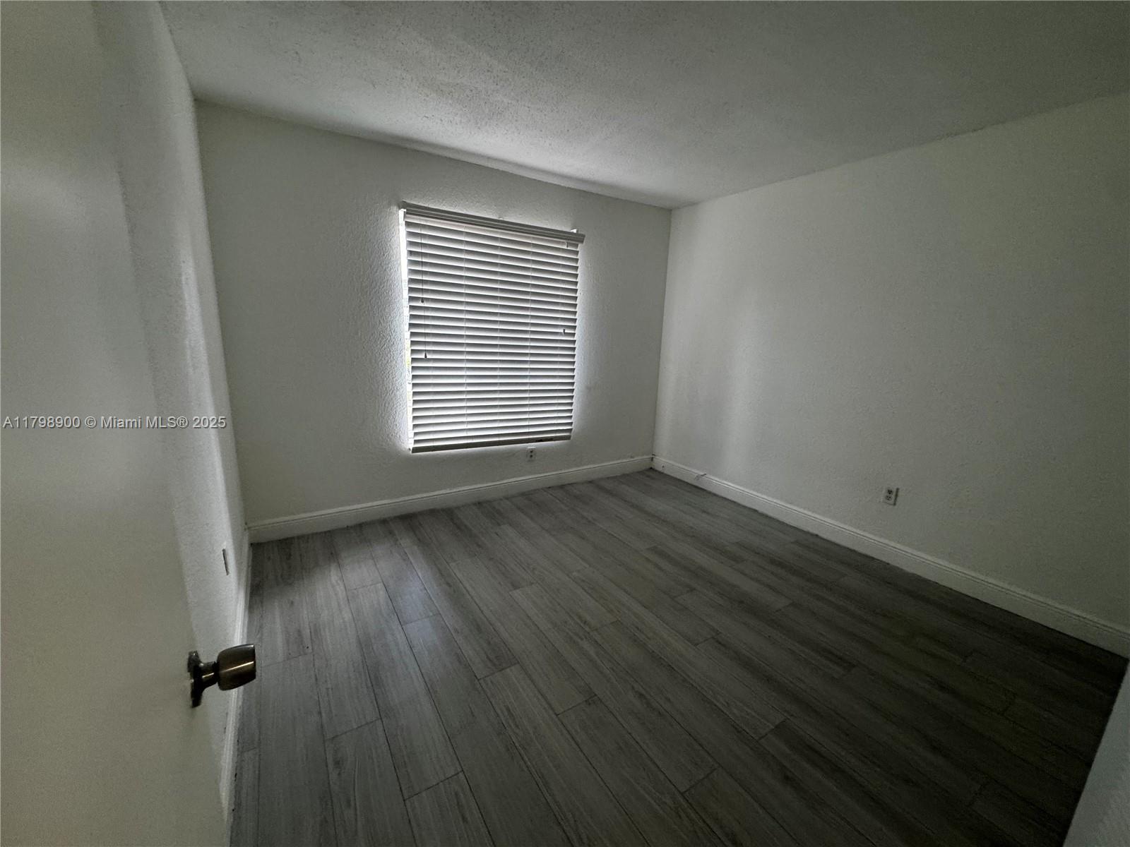 Building Photo - 4900 NW 79th Ave