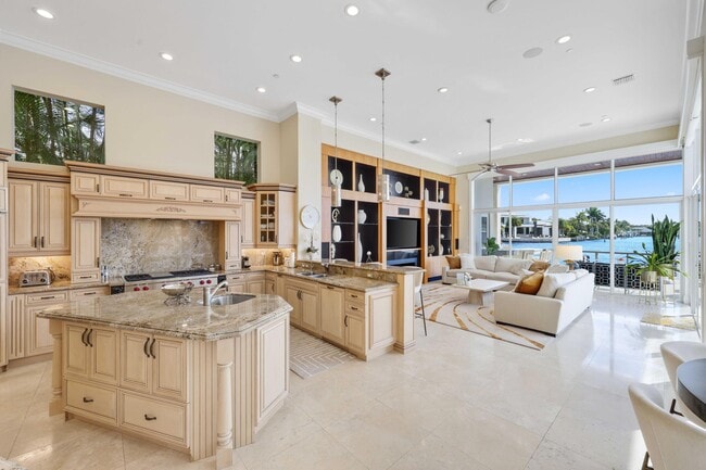 Building Photo - 408 Fisher Ln