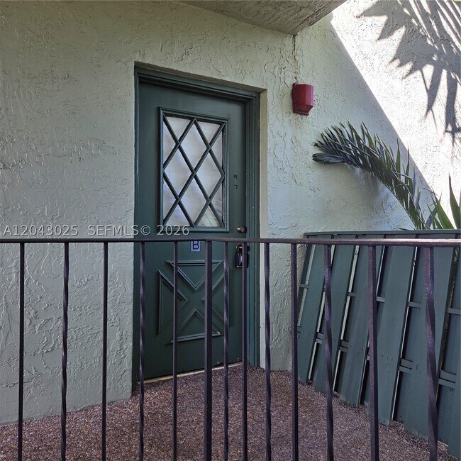 Building Photo - 8905 NW 28th Dr