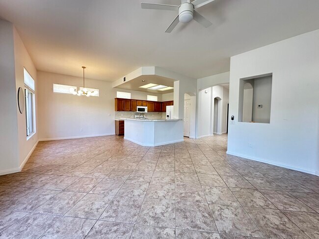 Building Photo - 78284 Rainbow Dr