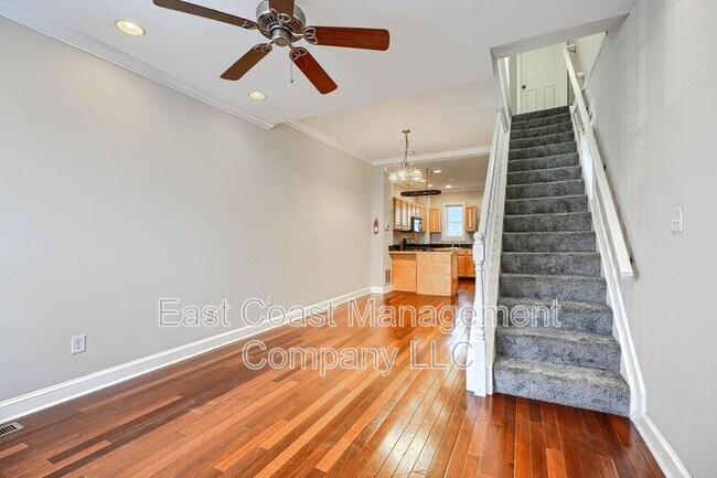 Building Photo - 1122 Scott St