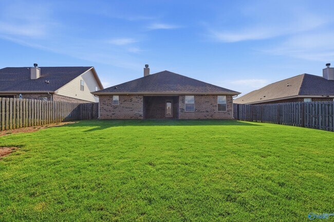 Building Photo - 187 Abercorn Dr