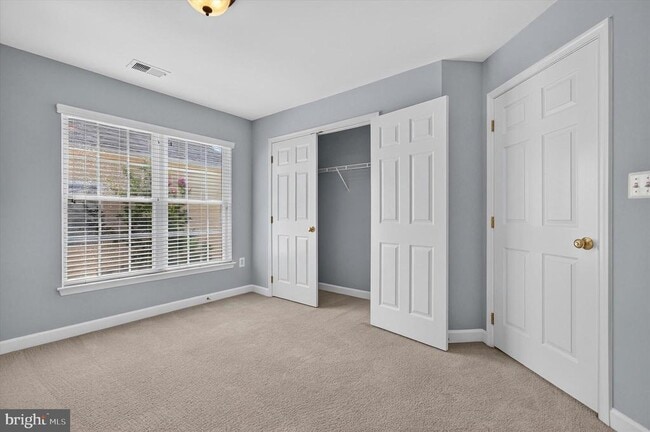 Building Photo - 25670 S Village Dr