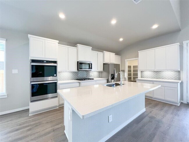 Building Photo - 3414 Royal Elk Ct