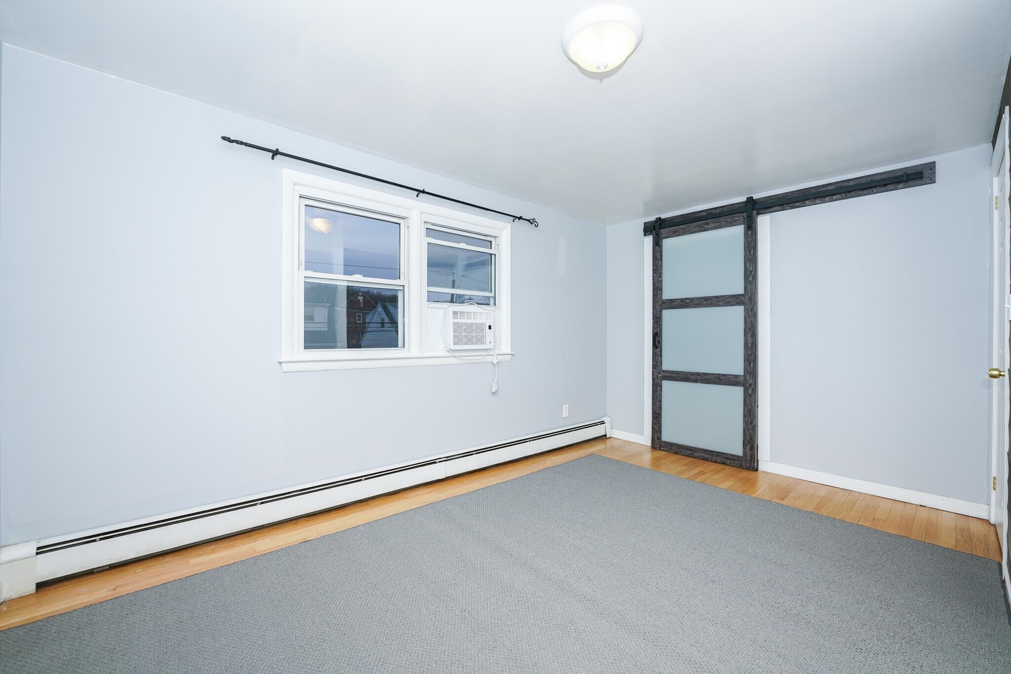 bedroom 2 - 142 Maple Ave