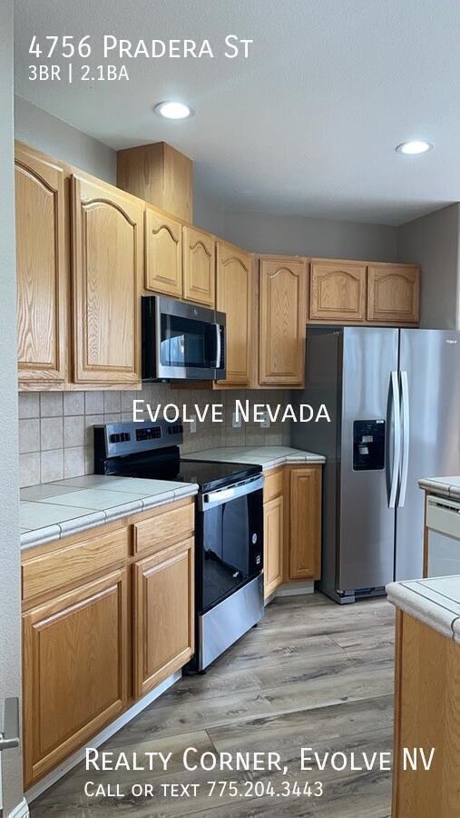 Building Photo - 4756 Pradera St