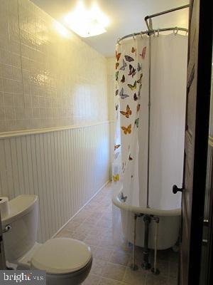 Building Photo - 33 N Kinzer Rd