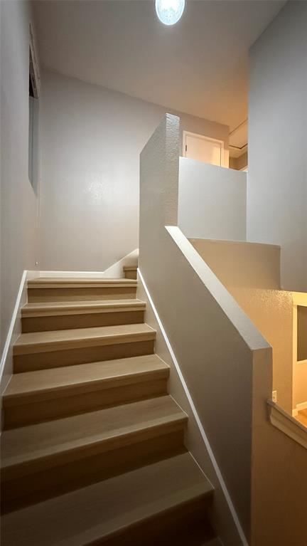 Building Photo - 1813 Lantana Dr
