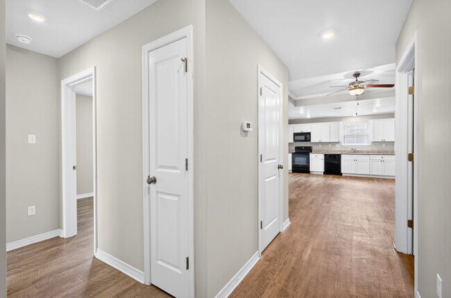 Building Photo - 13260 Willow Oak Cir