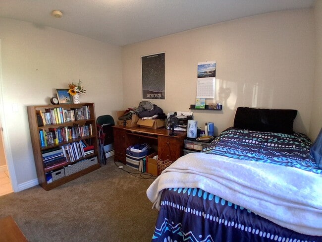 Building Photo - 1533 Riverside Ave