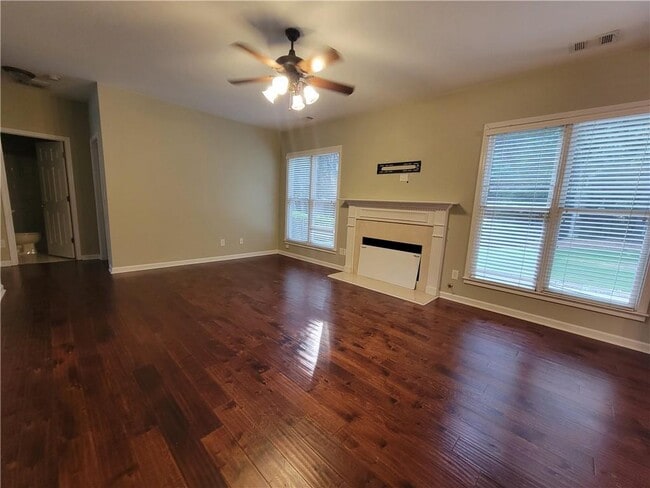 Building Photo - 392 Hickory Haven Terrace
