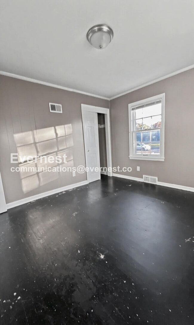 Building Photo - 7316 The Paseo