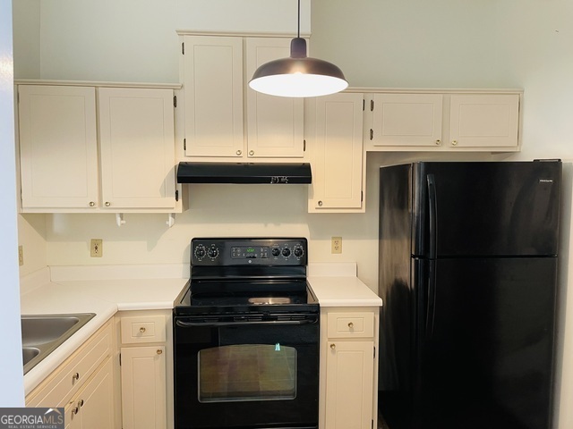 Building Photo - 316 Dogwood Ct
