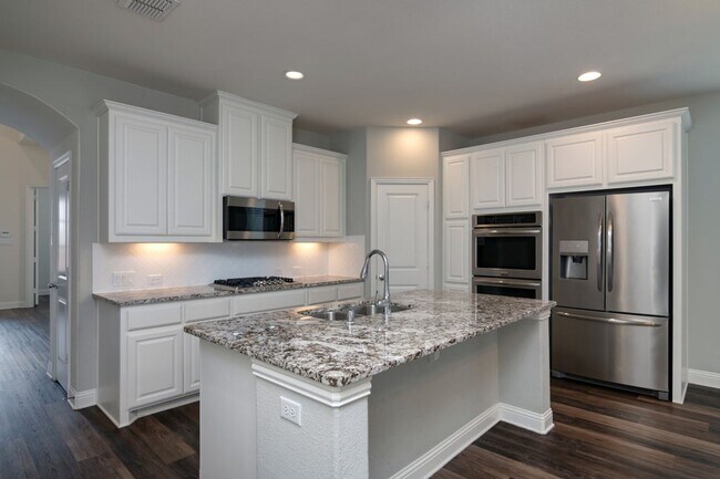 Building Photo - Spectacular and spacious home in Parkside!!