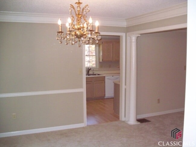 Building Photo - 170 Woodhaven Ridge