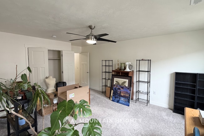 Building Photo - 4198 W High Gallery Ct