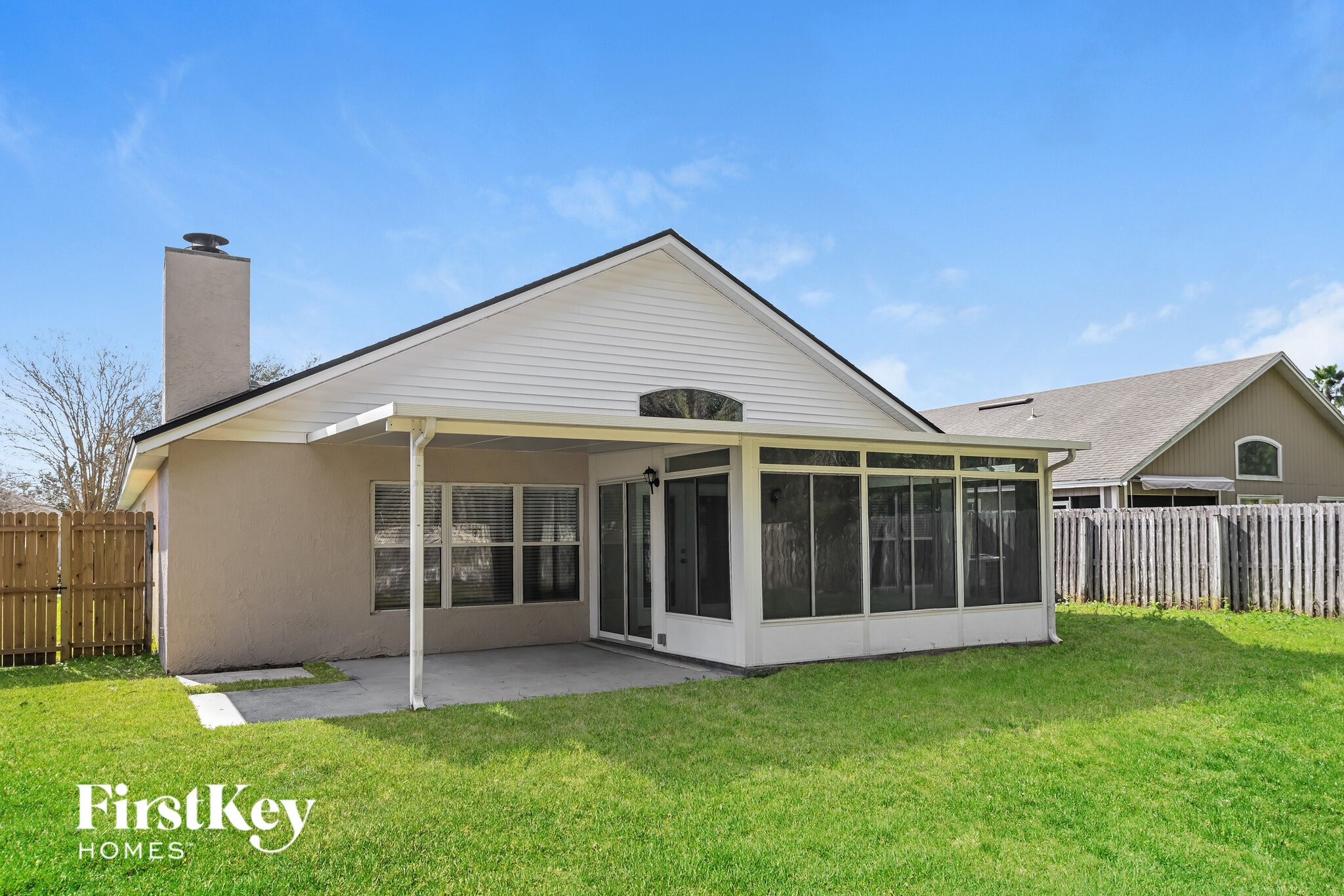 Building Photo - 13071 Chets Creek Dr N