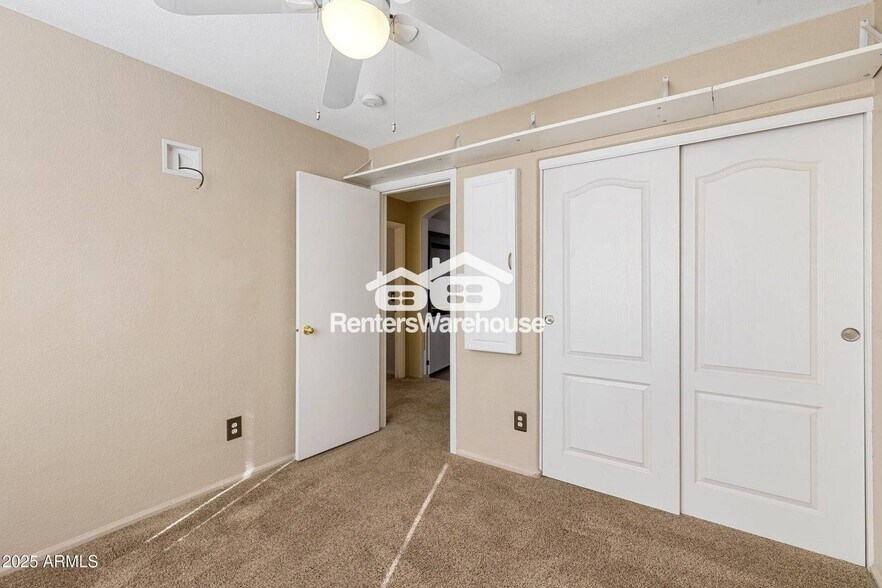 Building Photo - 39837 N Manetti St