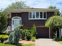 Building Photo - 193 E Shore Dr
