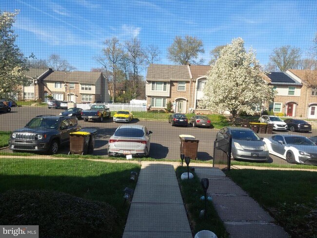 Building Photo - 1110 Sheffield Ct