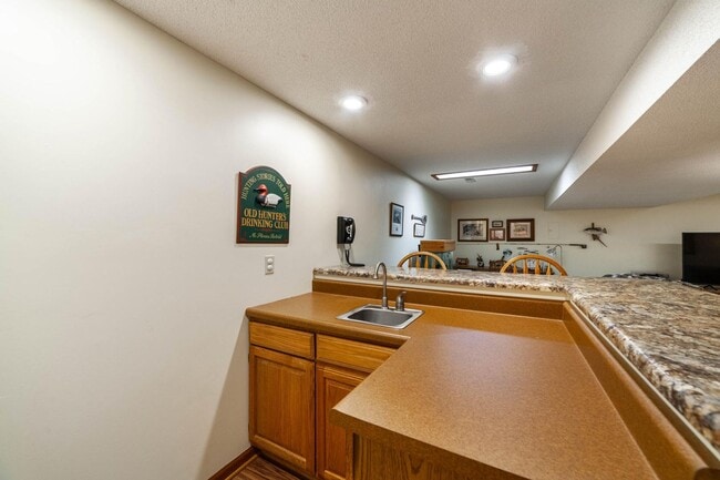 Building Photo - Single Family Home - Available For Rent!