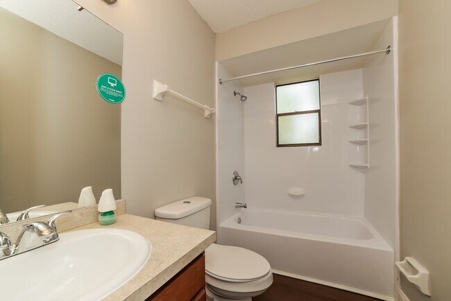 Building Photo - 10533 Docksider Dr E