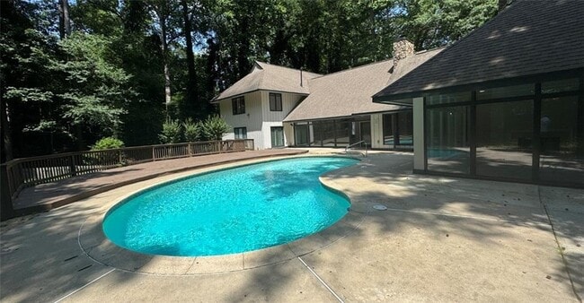Building Photo - 9610 Farmbrook Ln