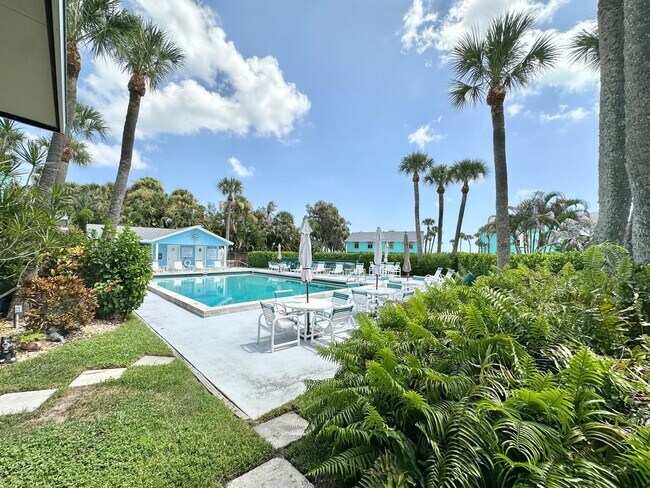 Building Photo - 13509 S Indian River Dr