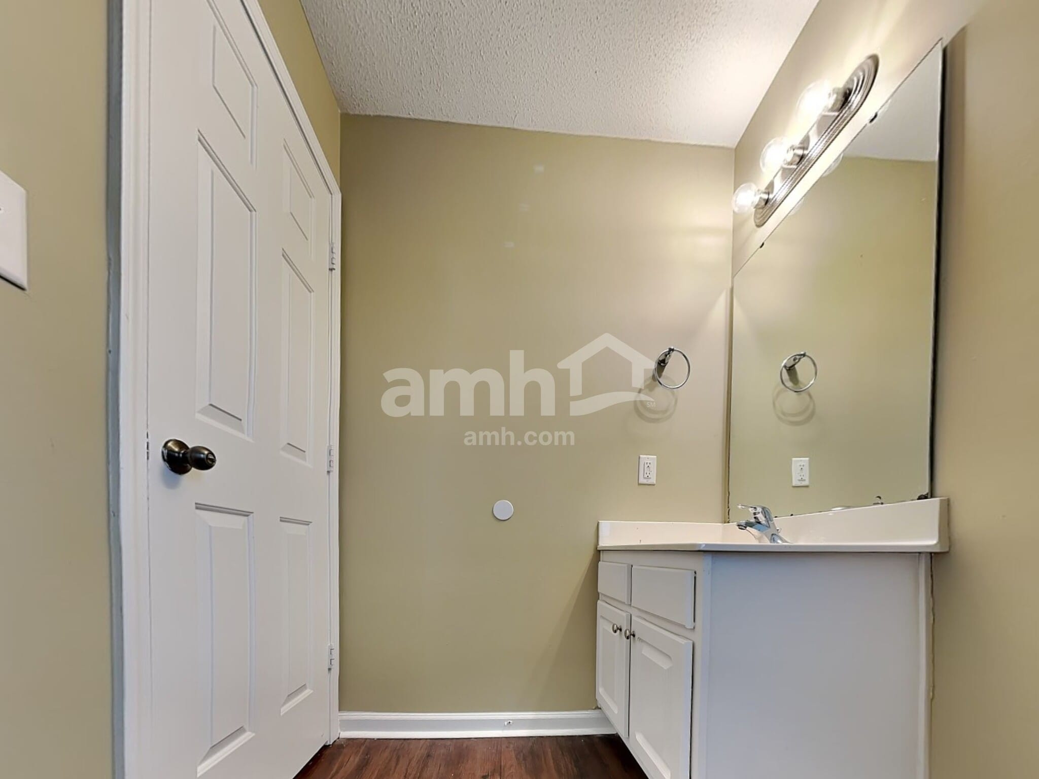 Building Photo - 3779 Marshlane Way