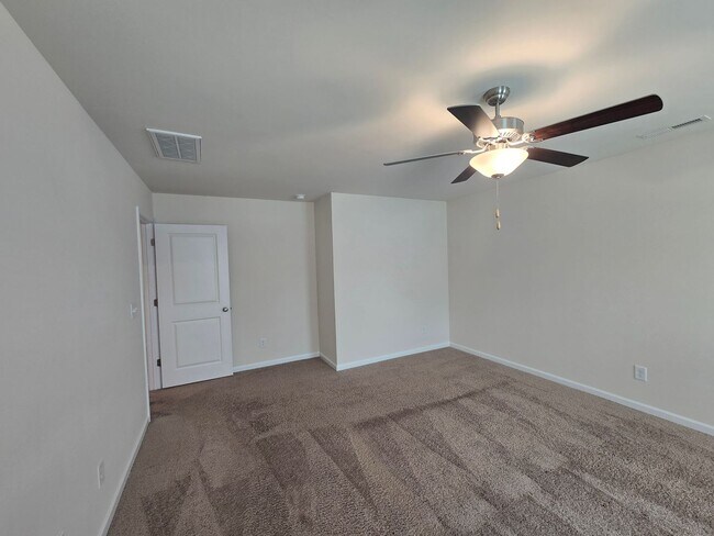 Building Photo - 76 Saddle Oaks Ln