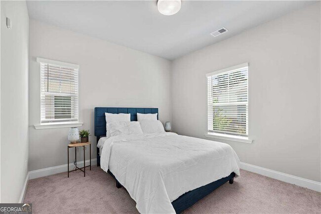 Building Photo - 1030 Shy Ln