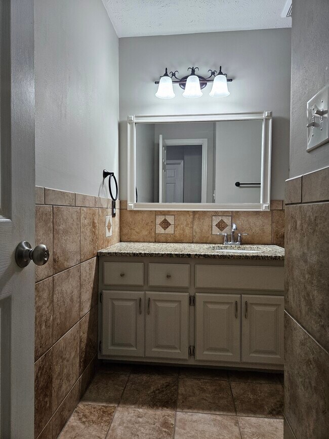 Building Photo - 6483 Gaddis Dr