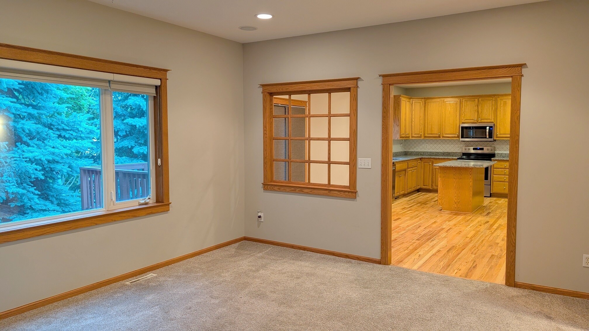 Living room - 2669 Kathleen Ln NE
