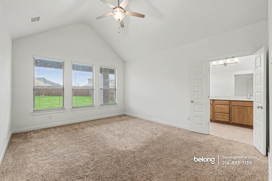 Building Photo - 509 Huntley Dr