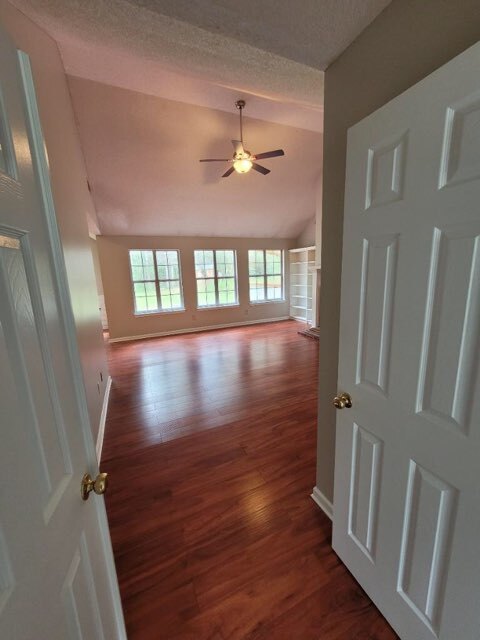 Building Photo - 45 Rockland Ct