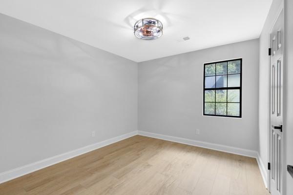 Building Photo - 4161 Windermere Dr