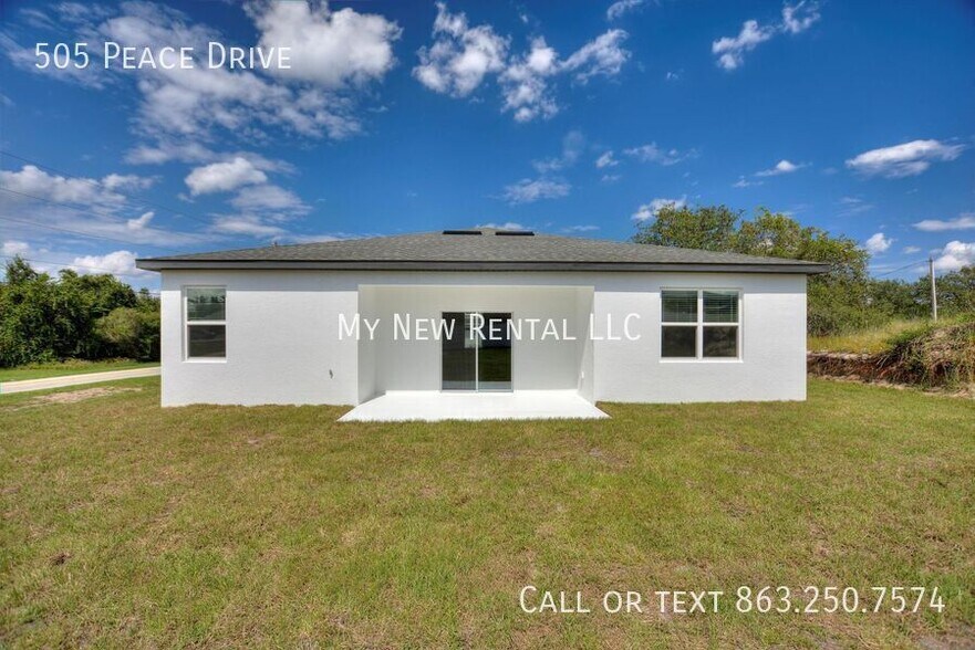 Building Photo - 505 Peace Dr