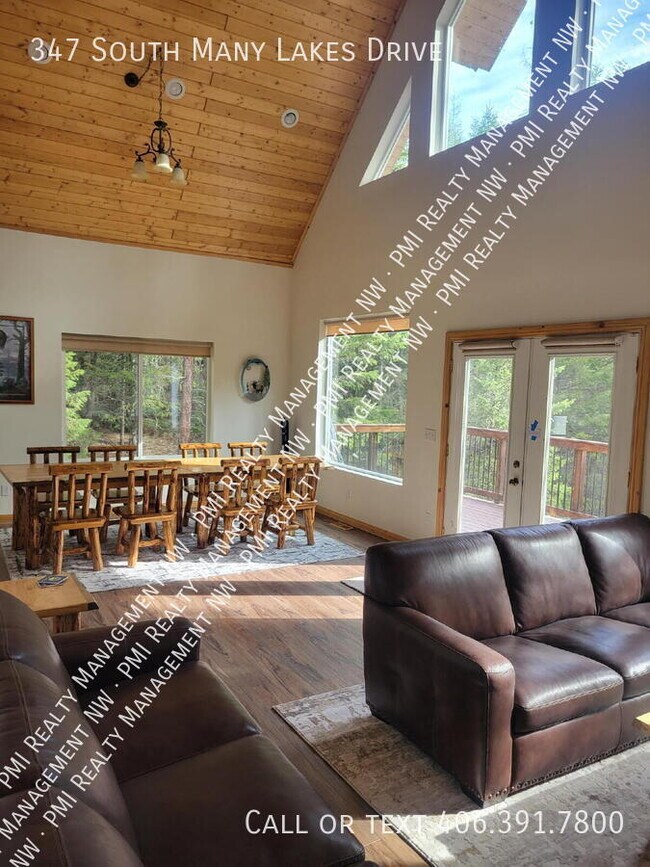 Building Photo - 347 S Many Lakes Dr