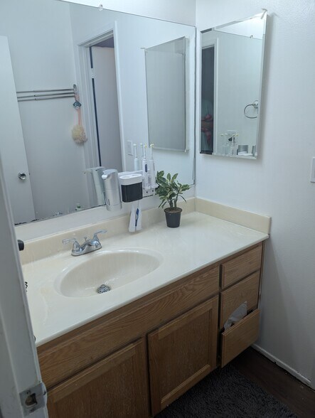 Building Photo - 431 Via Vera Cruz