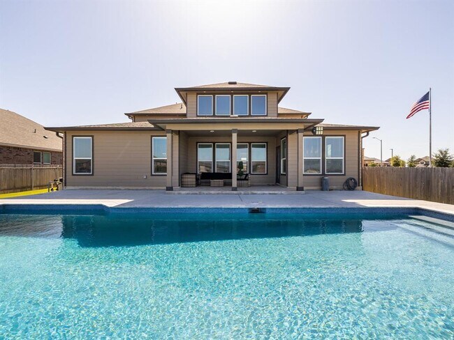 Building Photo - 3814 Riardo Dr
