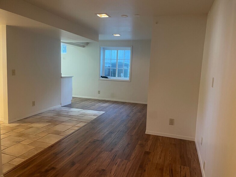Building Photo - 11434 Marine View Dr SW