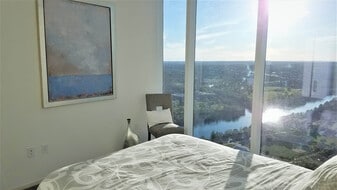 Building Photo - 301 West Ave.