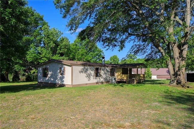 Building Photo - 2815 Dahlonega Hwy