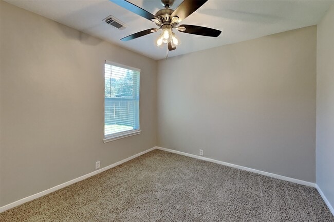 Building Photo - 10202 Dr Peridot Cove